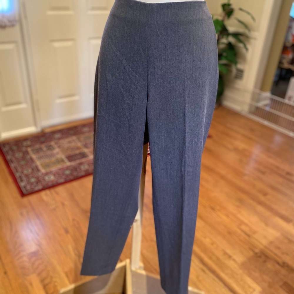 Talbots - Woman’s (Heritage slim) high rise trousers, Size: 12P